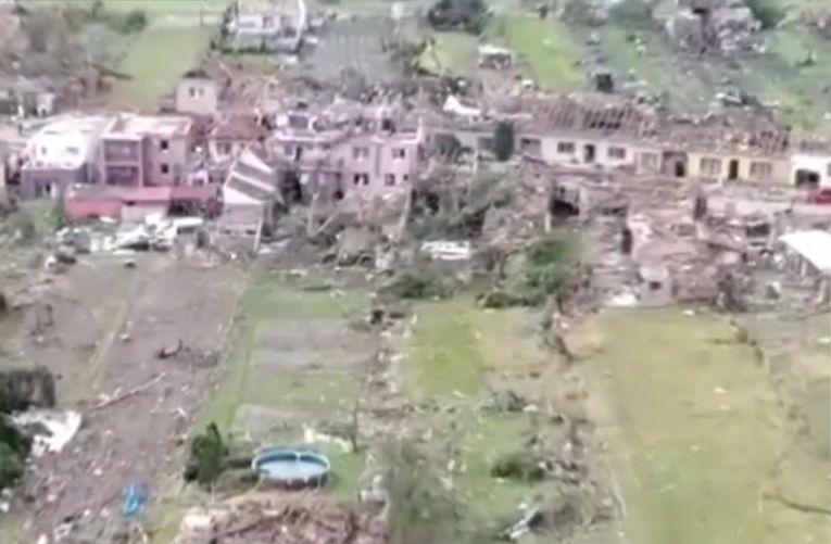 Un român a povestit la Antena 3 cum a scăpat cu viață din tornada care a devastat Cehia. Imagini exclusive 713466
