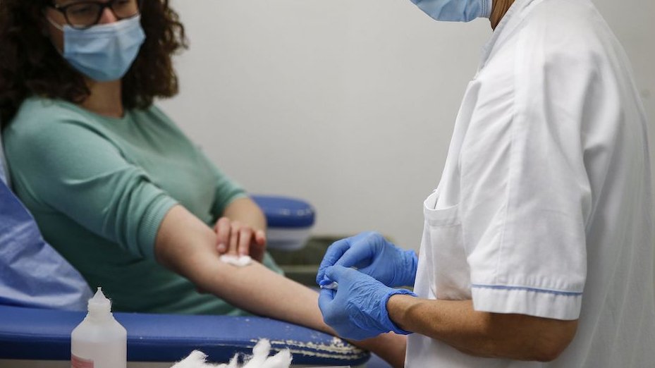 Testul de sânge care poate depista peste 50 de tipuri de cancer