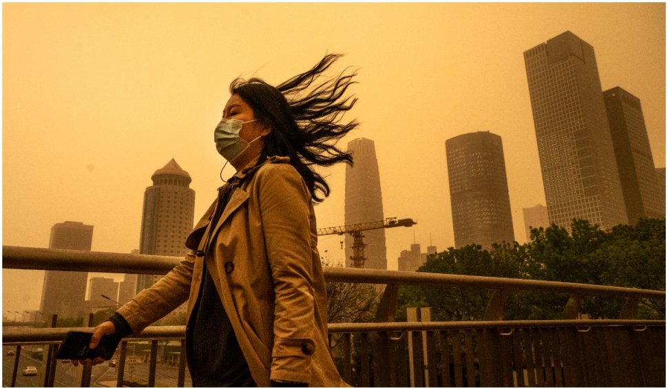 Un nor de nisip a înghițit un oraș din China