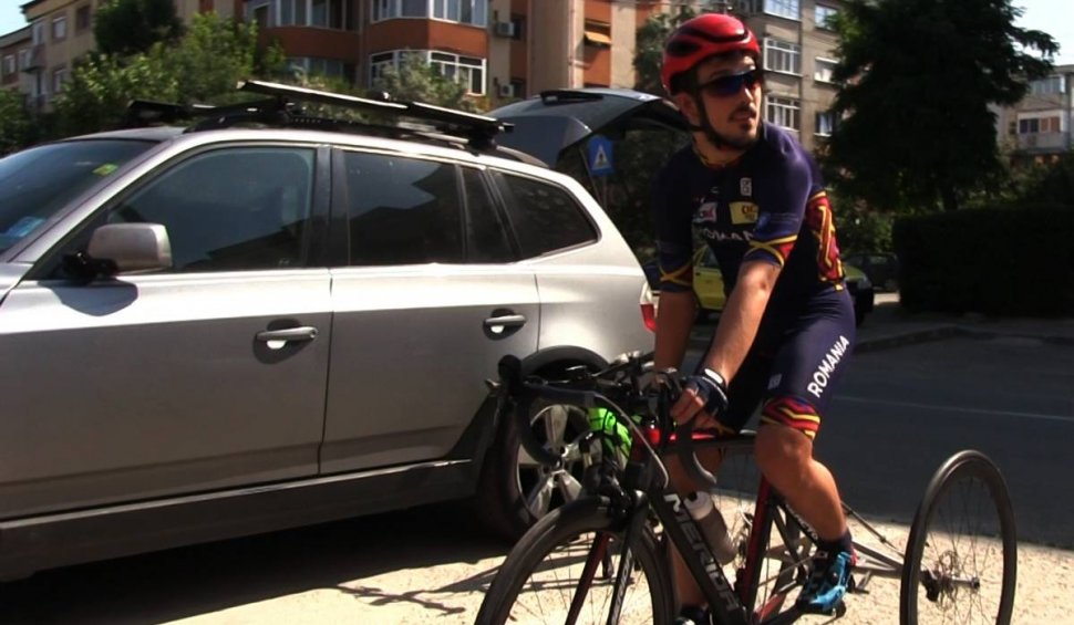 S-a născut cu pareză cerebrală dar a luptat până a ajuns campion mondial la ciclism