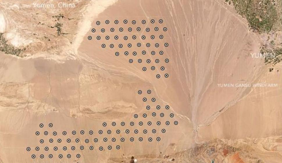China construiește o rețea de peste 100 de silozuri pentru rachete intercontinentale. Imagini din satelit 714581