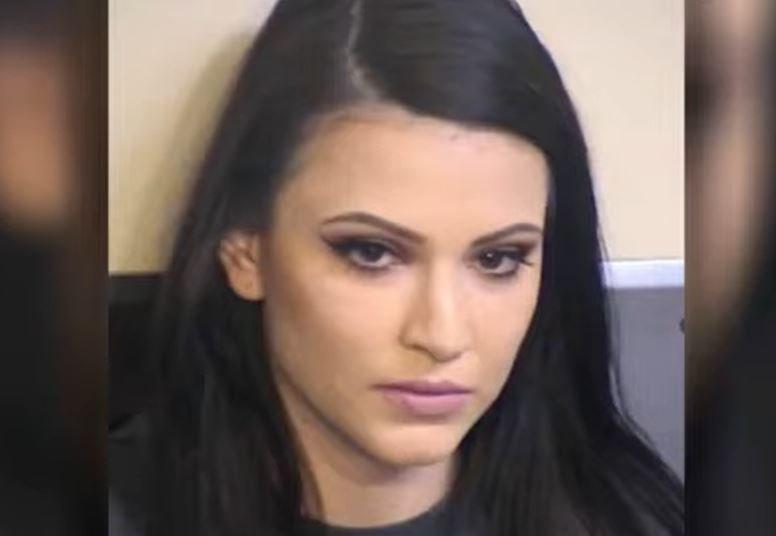 O gardiancă de penitenciar a întreținut relații  intime cu un deținut căruia i-a cumpărat un telefon și lame de ras 715089