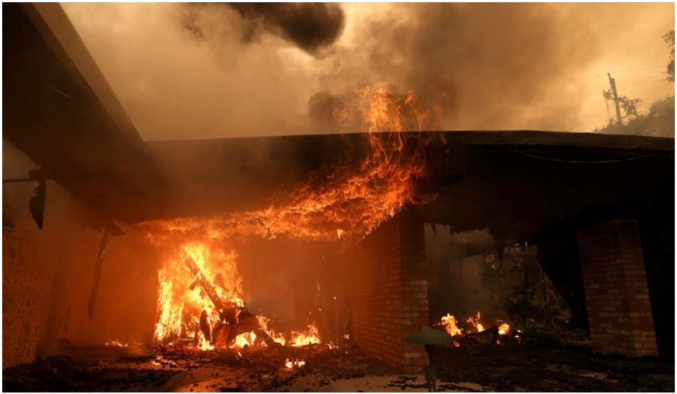 Imaginile dezastrului din California, unde peste 3500 de oameni au fost evacuați din calea incendiilor de vegetație 714702