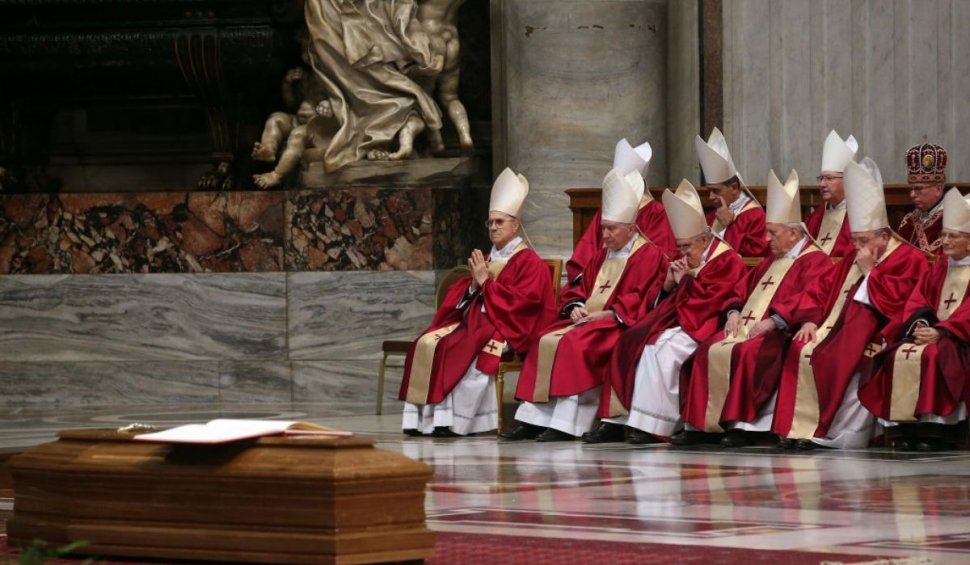 Un nou scandal la Vatican, după ce mai mulți cardinali au fost dați în judecată pentru infracțiuni financiare