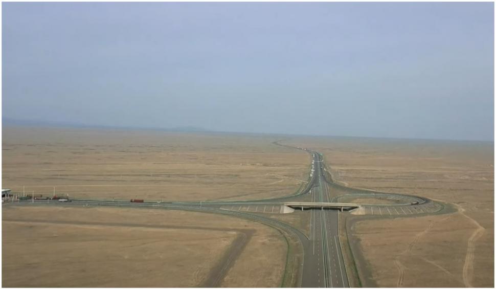 A fost inaugurată cea mai lungă autostradă din lume 714884