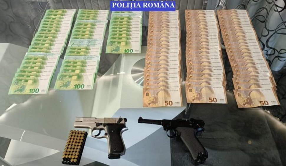 Jocuri de noroc ilegale, întrerupte de polițiști, în Dâmbovița. Mize de mii de euro