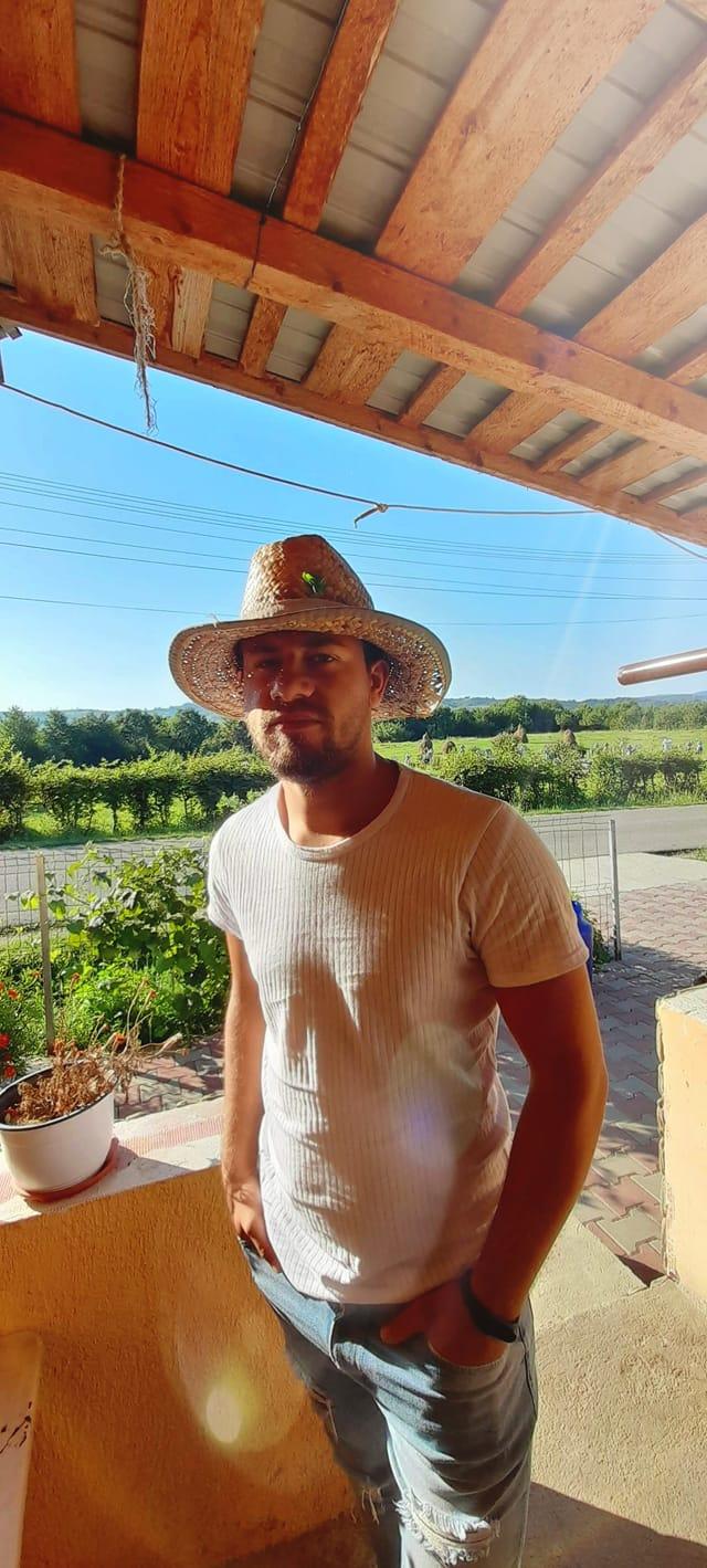 După ce tocmai și-a pierdut soția, Raul, tânărul strivit de un BMW în stația de autobuz, va rămâne fără un picior 715321