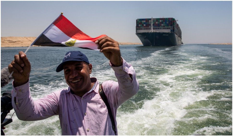 Nava Ever Given a părăsit Canalul Suez, la trei luni după ce a blocat calea navigabilă