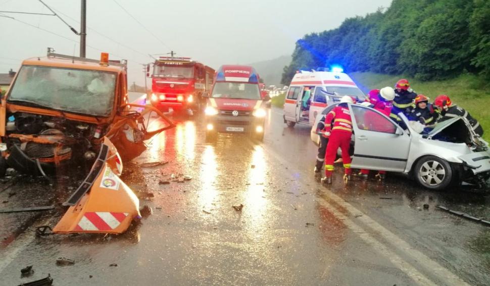 Carambol cu patru maşini pe Autostrada Soarelui, patru persoane sunt rănite