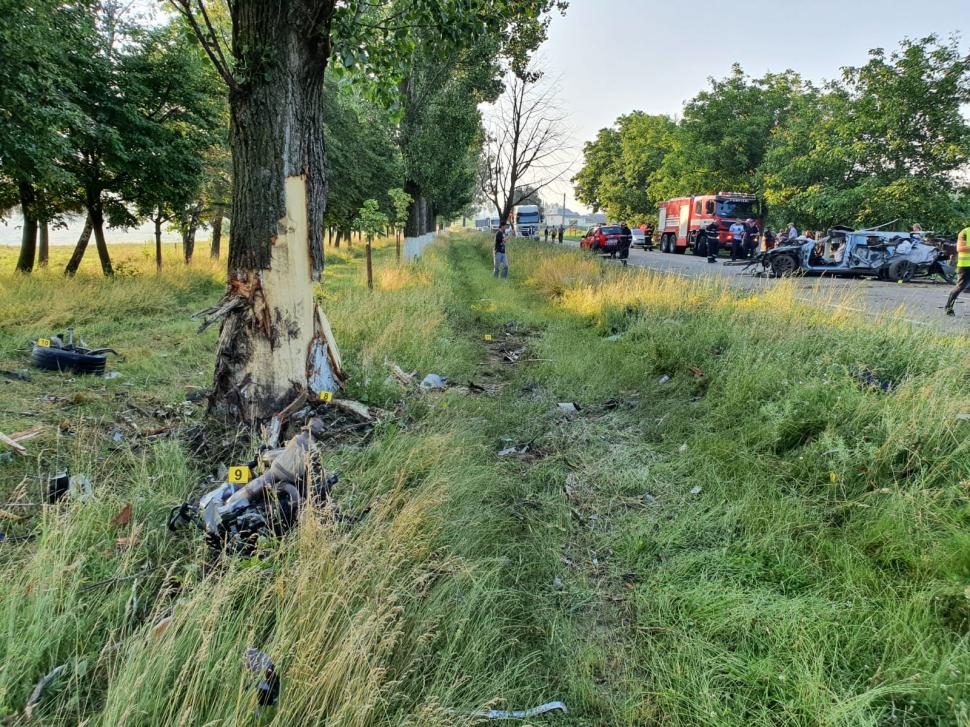 Ultimul mesaj trimis de Gabriel iubitei sale înainte de tragedia de la Botoşani: "Dacă muream şi nu te mai sunam?" 715849