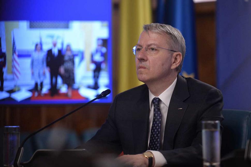 A murit George Ciamba. Ambasadorul României la Atena suferea de cancer 715969