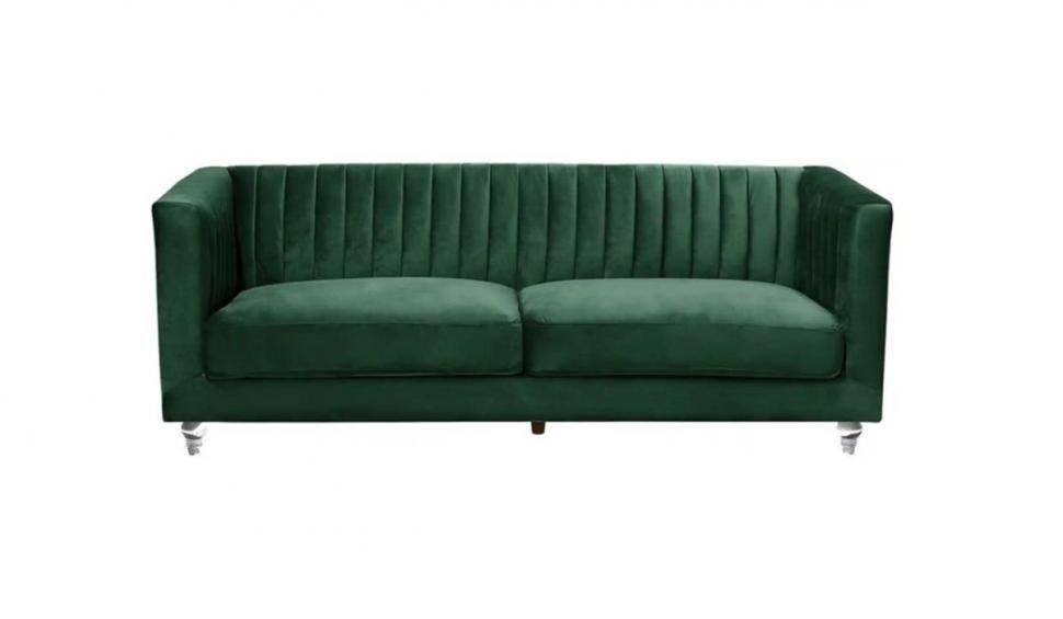 10 canapele care te vor convinge că o canapea colorată este o canapea grozavă 716275