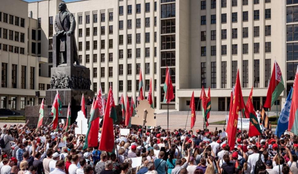 Lukaşenko acuză UE de "terorism împotriva poporulu din Belarus" și îi cere ajutorul lui Vladimir Putin 716396