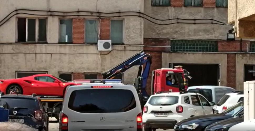 Şeful traficanţilor de ţigări din vestul ţării a fugit cu doar două ore înainte ca poliţiştii să demareze percheziţiile!  716503