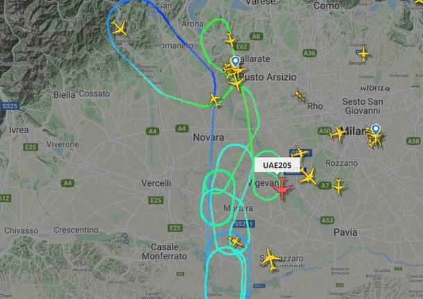 Cursă de coşmar pentru un Boeing 777 după ce a fost lovit de o furtună cu grindină 716410