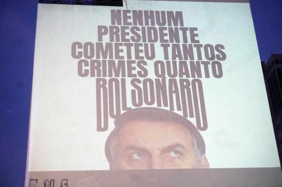 Președintele Braziliei sughiță de 10 zile și nu se mai oprește. Jair Bolsonaro a fost internat în spital 716649