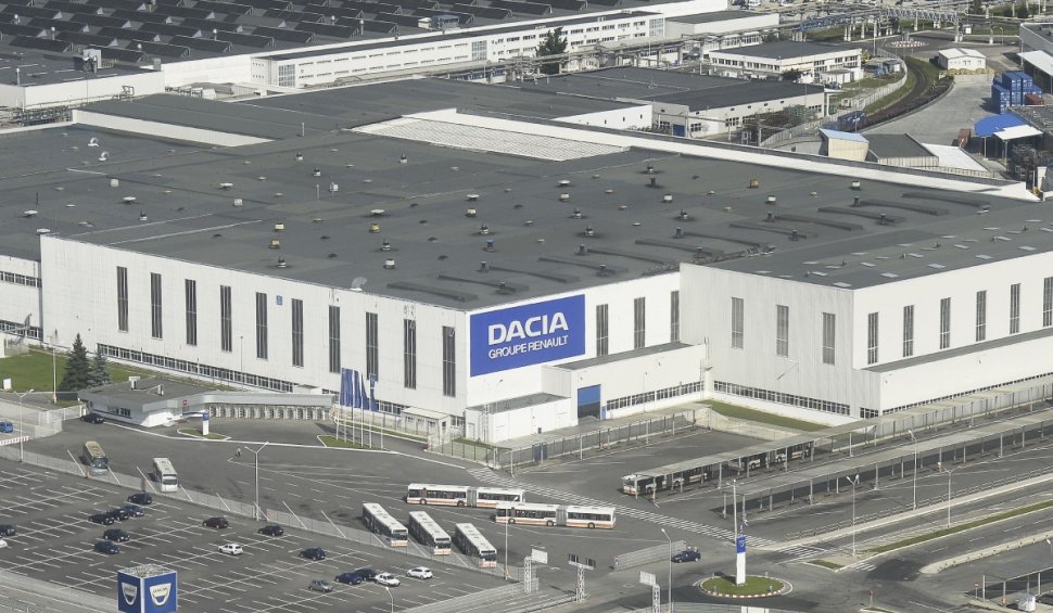 Protest spontan la uzina Dacia: Angajații nu mai fac față și cer suplimentarea personalului