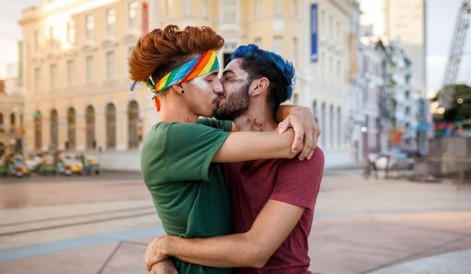 CEDO îi cere Rusiei să recunoască formal cuplurile gay: „Chiar dacă majoritatea populației se opune”
