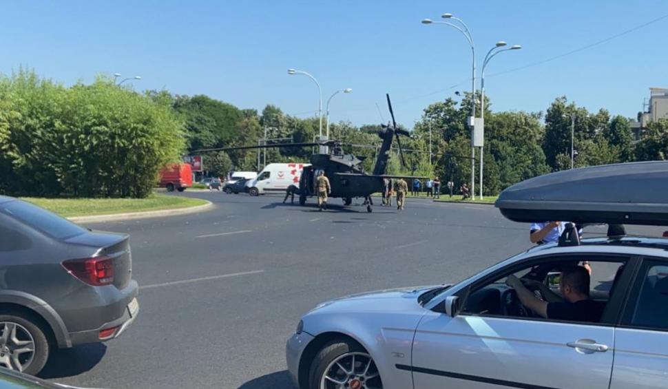 Elicopter militar, aterizare de urgenţă în sensul giratoriu de la Aviatorilor, în Bucureşti 716721