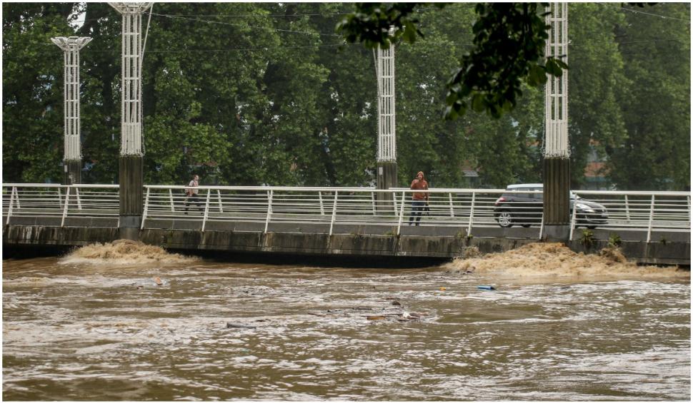 Bilanțul tragediei din Germania: peste 90 de morți și 1.000 de dispăruți 717096