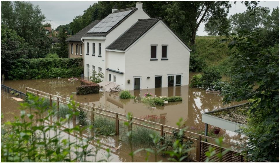 Inundațiile din vestul Europei au ucis peste 120 de persoane 717273