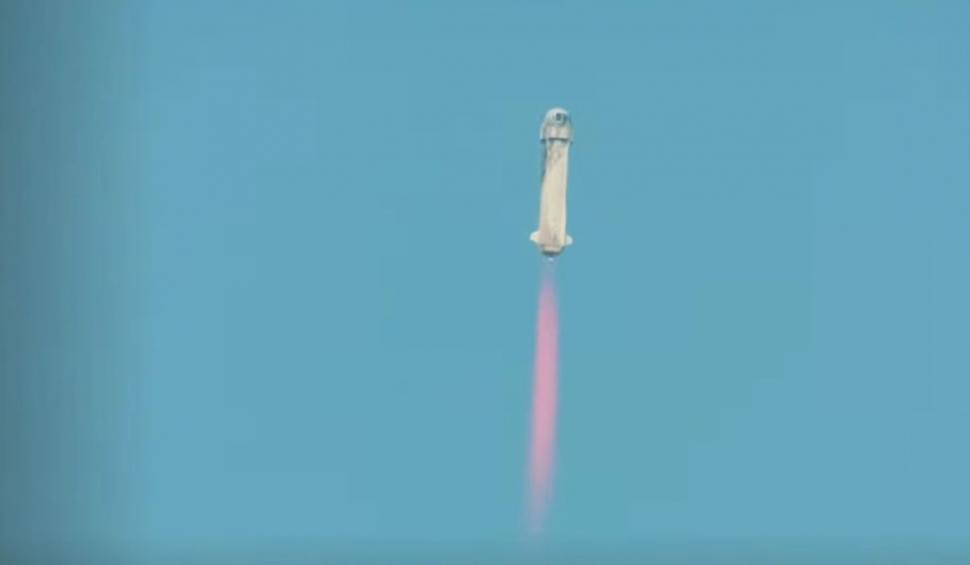 Jeff Bezos, în spațiu într-un zbor istoric. Racheta New Shepard s-a lansat cu succes din Texas și a revenit pe Pământ 717741