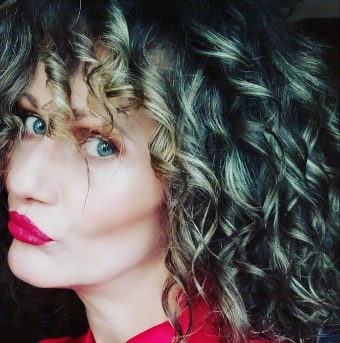 O femeie de 49 de ani a murit la doar câteva ore după ce s-a vaccinat  717820