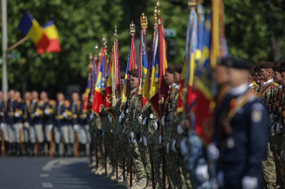 Ceremonie istorică: se încheie misiunea Armatei Române în Afganistan. Klaus Iohannis, prezent la eveniment 717919