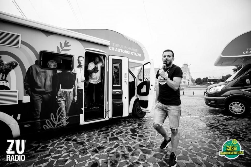 Turul României, cu autorulota Radio ZU. Imagini  de la Iaşi, cu Mihai Morar şi Daniel Buzdugan 717994