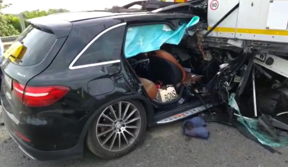 Femeie decapitată lângă soţul ei, accident cumplit pe autostrada A1 Bucureşti - Piteşti