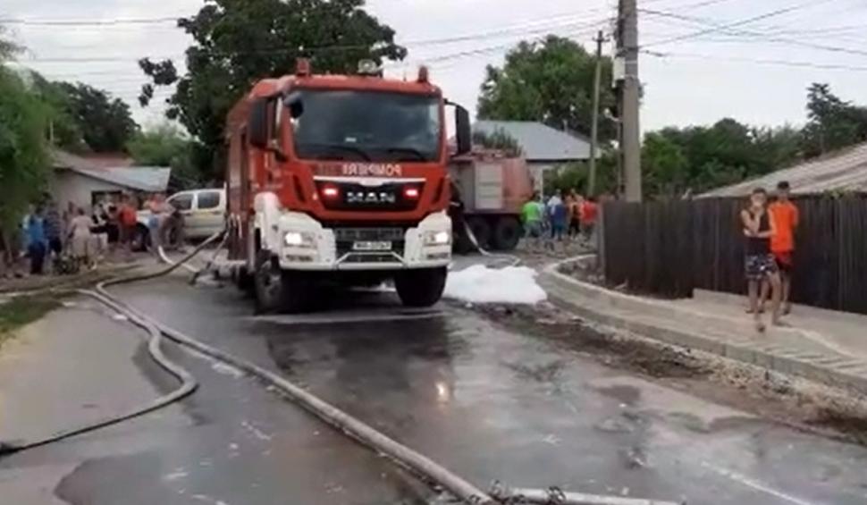 Incendiu la un centru de încărcare butelii din Fântânele, Prahova. Un tânăr de 17 ani a ajuns la spital cu arsuri pe 92% din corp  718491