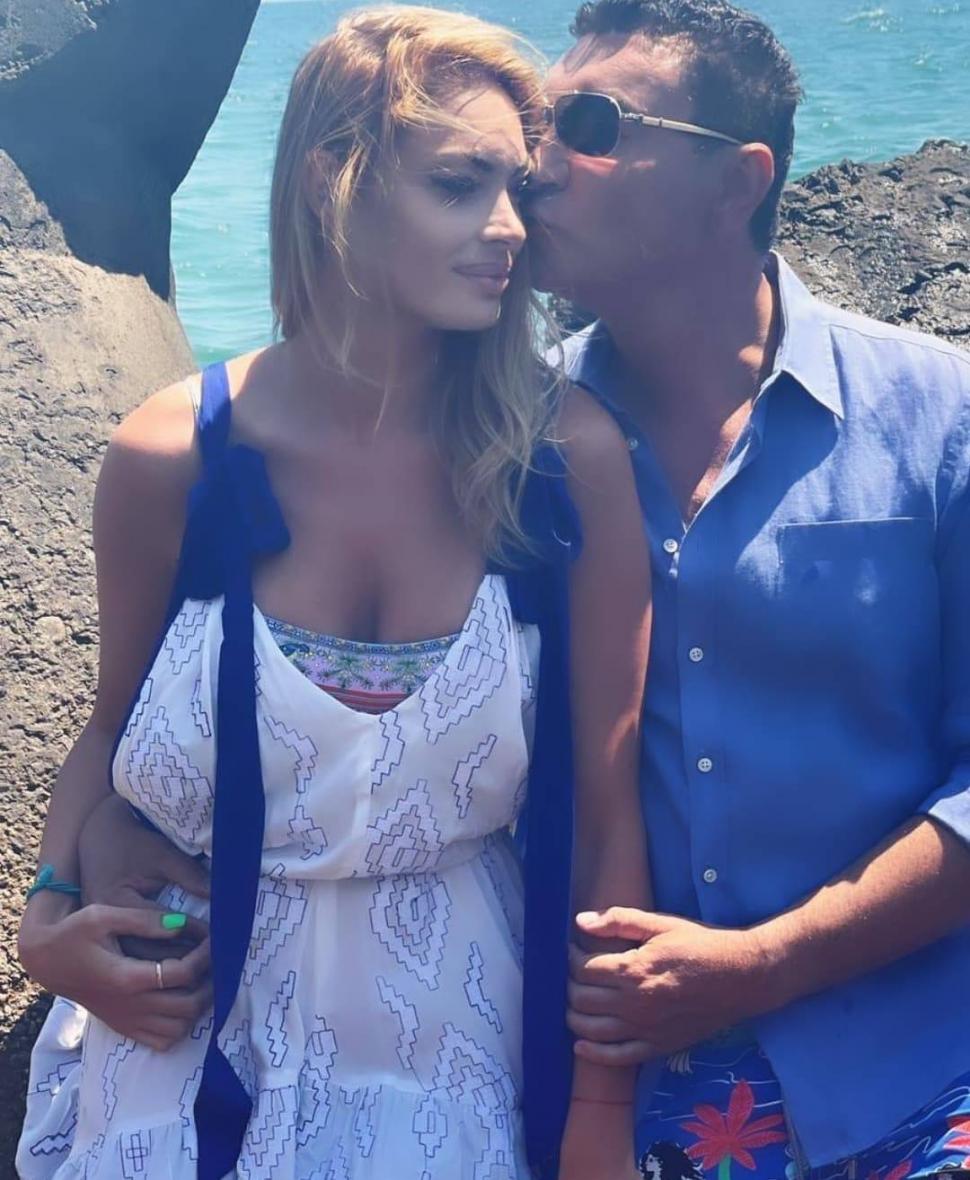 Cristian Borcea, cel mai iubit milionar român, a plecat în vacanță, iar de afaceri se ocupă fosta soție 719109