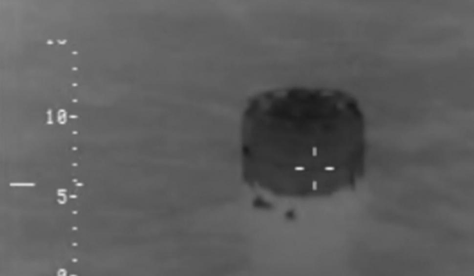 A vrut să meargă pe apă ca hamsterul în cușcă, dar a abandonat după ce a parcurs 3% din drum 719064