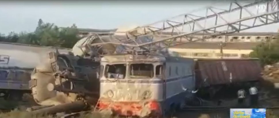 Primele imagini de la accidentul feroviar de la Fetești