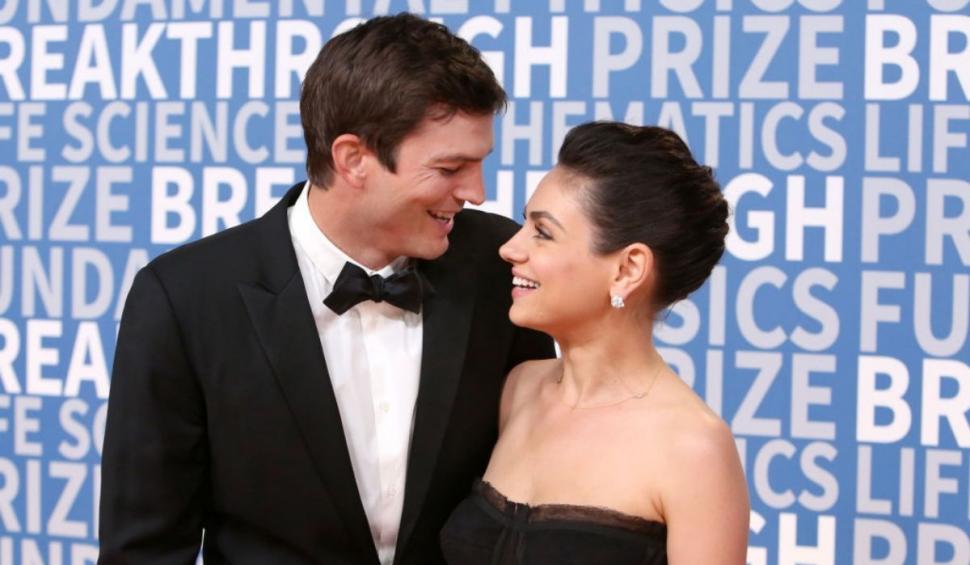 Actorii de la Hollywood, Ashton Kutcher și Mila Kunis, mărturisesc că se spală rar pe corp. Ce părere au experții în sănătate despre obiceiurile celebrului cuplu? 719483