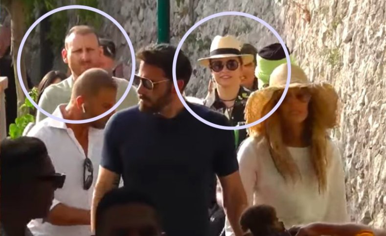 Andreea Marin și iubitul ei, întâlnire cu Jennifer Lopez și Ben Affleck, în vacanță. Apar în pozele paparazzi cu celebrul cuplu