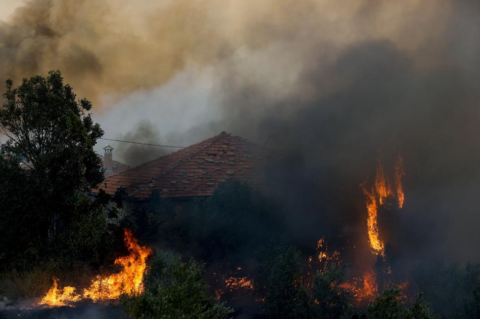 Un cuplu căsătorit, victimă a incendiilor dezlănțuite din Turcia. Situație gravă și în Italia 719514