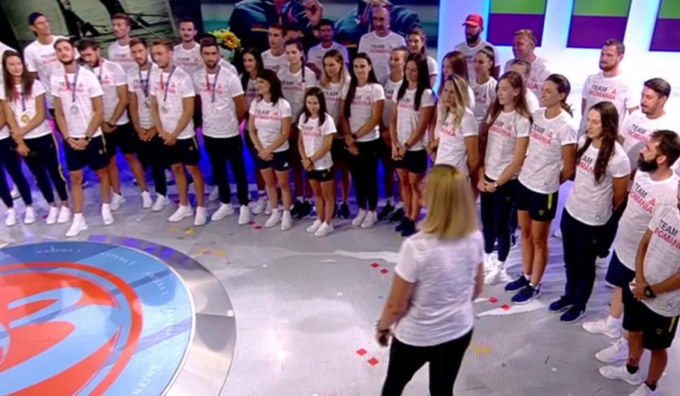 Lotul olimpic de canotaj, medaliat la Tokyo, în platoul Antena 3. Elisabeta Lipă: ”Performanța cere multe sacrificii, nu numai din partea sportivului”