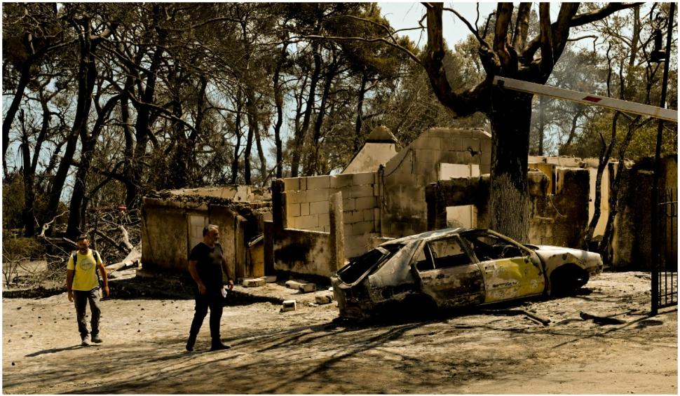 Insula Rhodos a rămas fără curent electric și apă din cauza incendiilor 719737