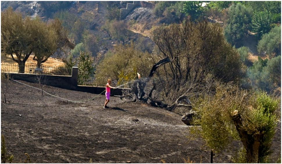 Românii în Rhodos, fără aer condiționat și mâncare la temperaturi de peste 37 de grade Celsius: ”A fost un haos total” 719766