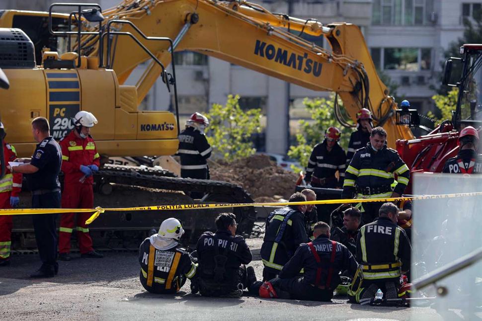 Anchetă şi dosar penal în cazul muncitorilor îngropaţi de vii lângă Biblioteca Națională din București 719921