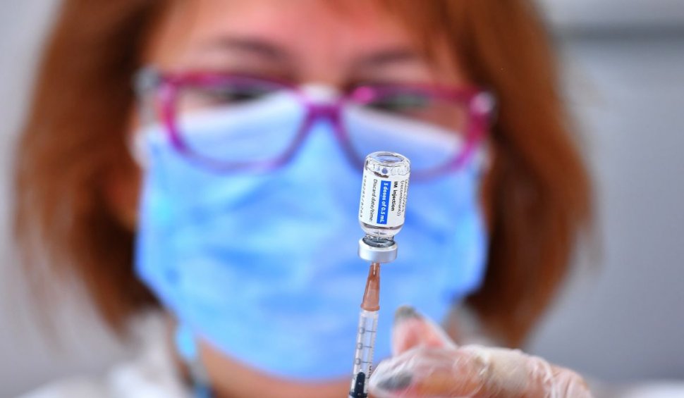 Peste 15.000 de români s-au vaccinat împotrivat COVID-19 în ultimele 24 de ore, peste 11.000 cu prima doză