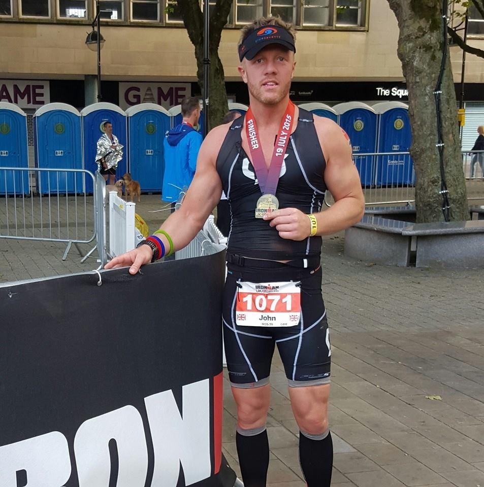 Un culturist britanic de 42 de ani a murit de COVID, după ce a refuzat vaccinul. "Poate că povestea lui va salva viaţa cuiva" 720319