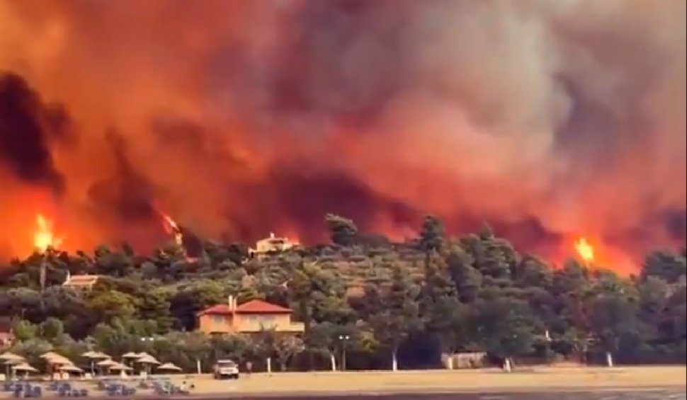Grecia este pârjolită de cele mai grave incendii de vegetație din istorie. Autorităţile au activat o alertă de gradul 5 de risc