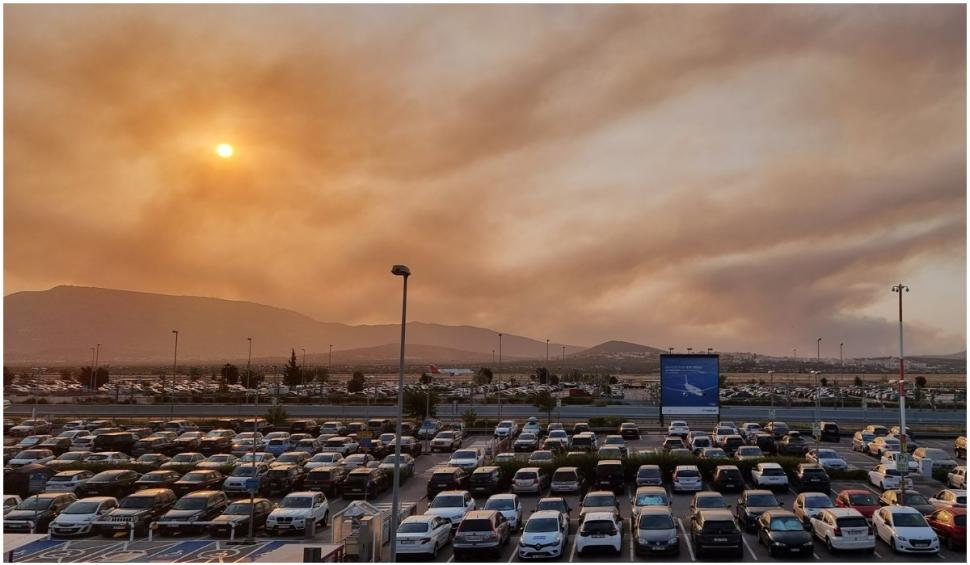 Noapte de infern în suburbiile Atenei: flăcările au mistuit zeci de case, localnicii au fost evacuați 720374