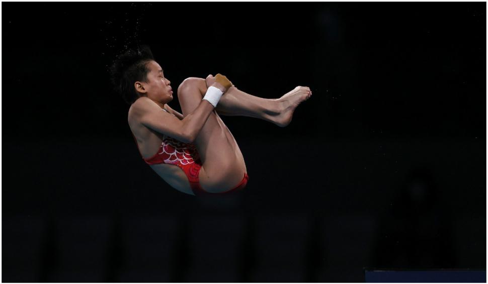 O chinezoaică de 14 ani a realizat o performanță uriașă la Jocurile Olimpice. 10 pe linie 720617