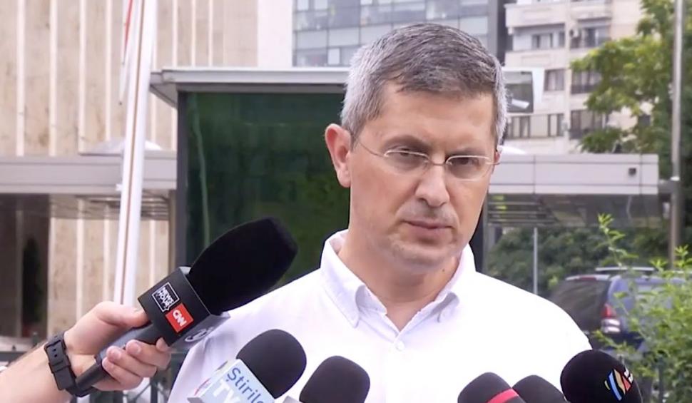 Dan Barna spune că Drulă, ministrul său, nu e în pericol de remaniere: ”Nu se discută în Guvern despre asta”