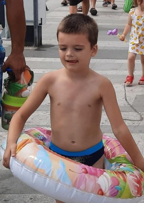 Băieţelul de 5 ani care a dispărut de pe plaja din Mangalia a fost găsit de poliţişti: "Este teafăr" 720702