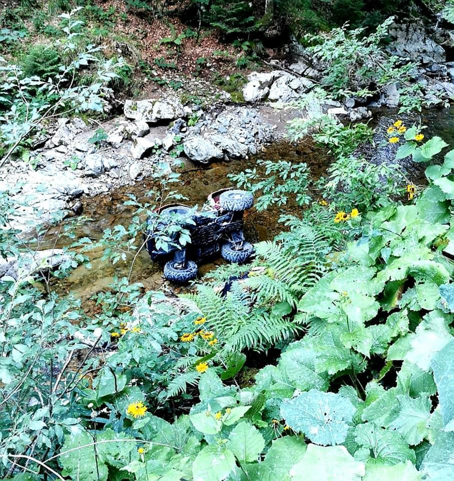 Şoferul unui ATV a murit, iar o femeie este grav rănită, după un accident produs în Valea Iadului 720883