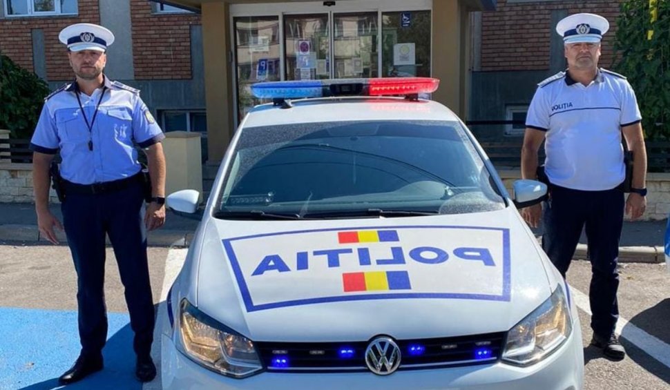 Poliţiştii din Constanţa au tras de opt ori cu pistolul în maşina unui şofer care încerca să fugă